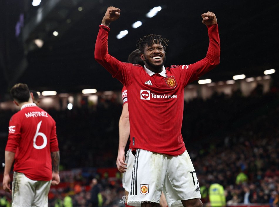 伊萨克抵达 伊萨克抵达