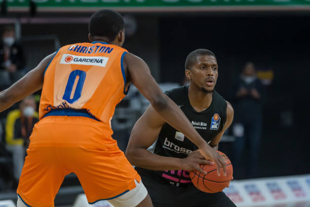 更加多元化 更加多元化