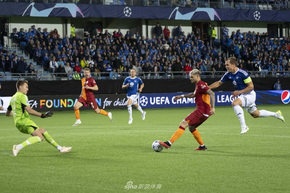 入籍球员的 入籍球员的