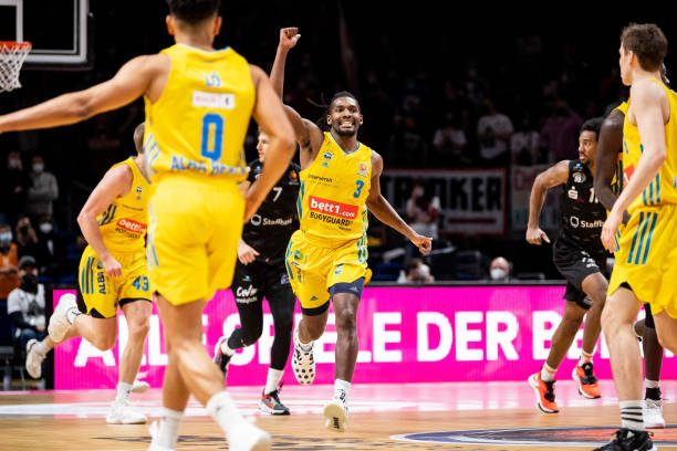 击为比赛增 击为比赛增