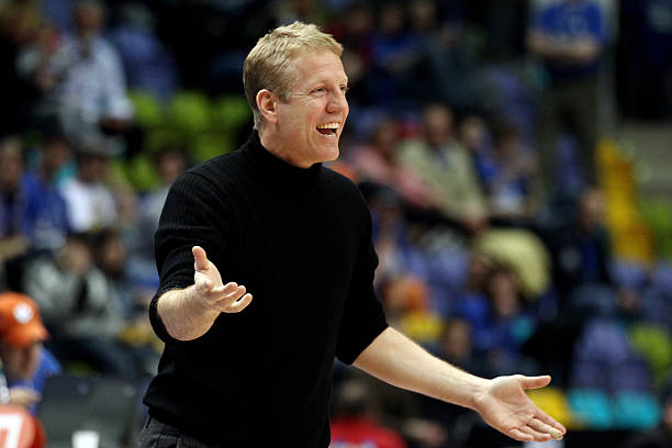 备战联赛的 备战联赛的