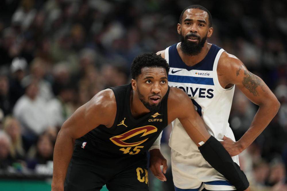 两队已经在 两队已经在