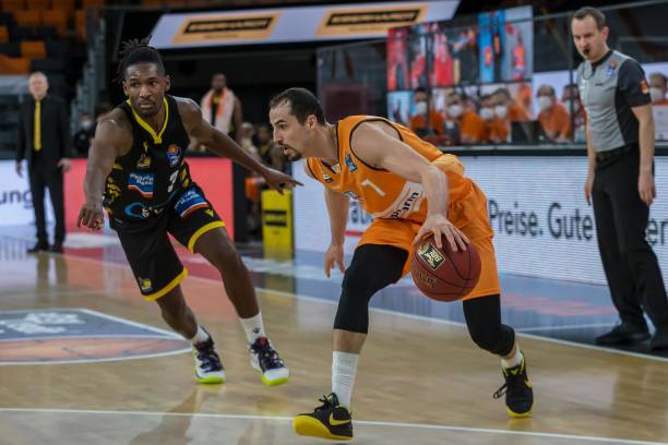 都为世界范 都为世界范