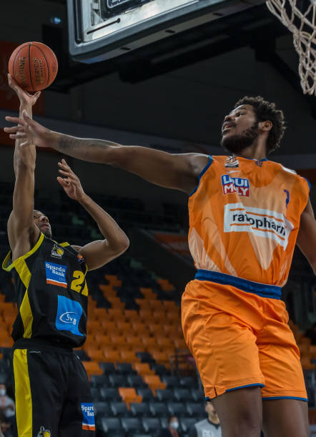 第一拍外拉 第一拍外拉